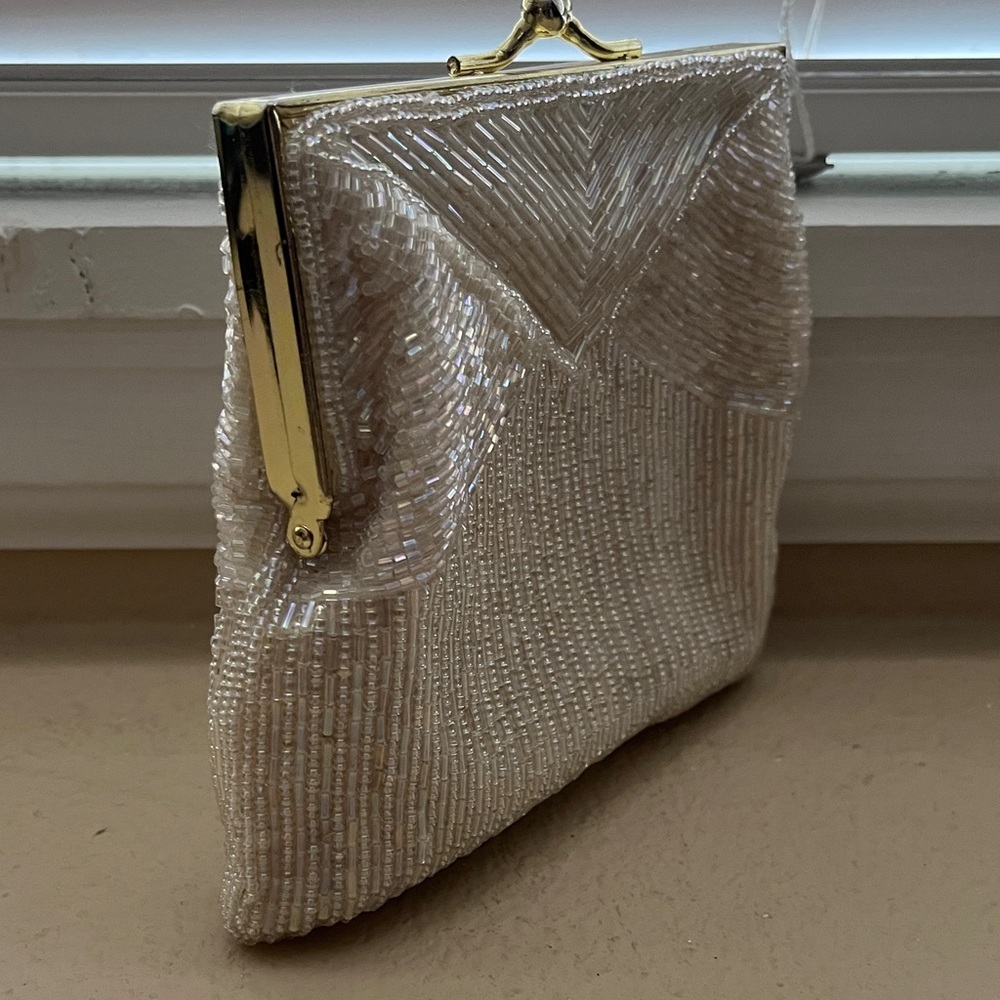 La Regale Ivory Beaded Clutch - Picture 3 of 3
